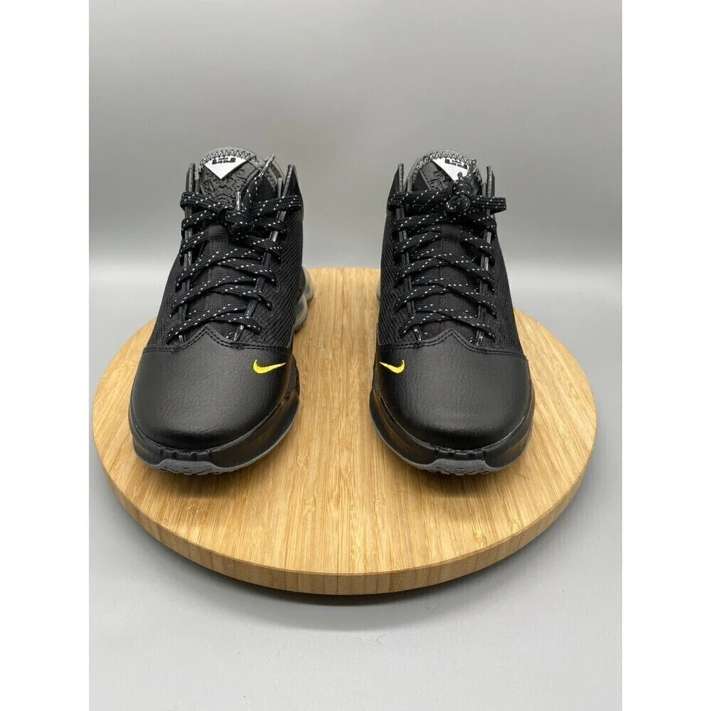Nike Shoes Mens 5 LeBron James XIX Witness Black Basketball Sneakers DH1270 002
